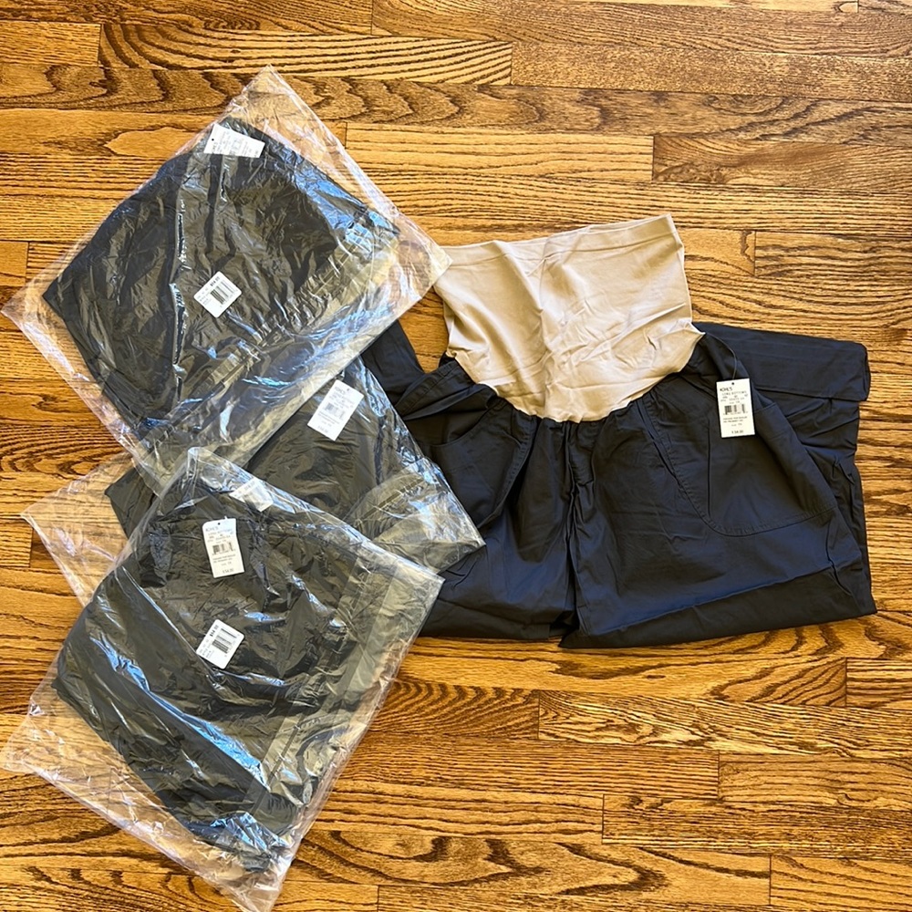 NWT Oh Baby by Motherhood cargo / roll up-roll down maternity pants